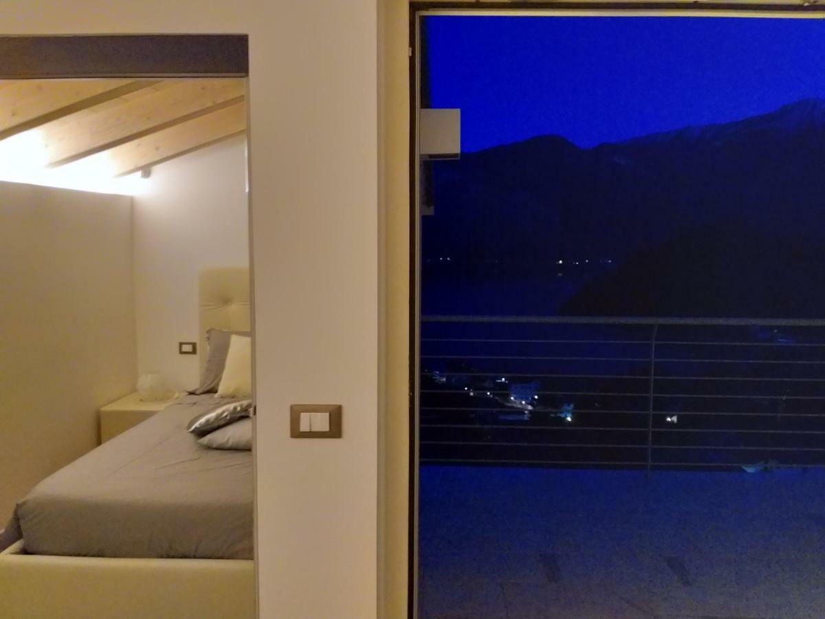 梅泽格拉Residenza Simona公寓 外观 照片